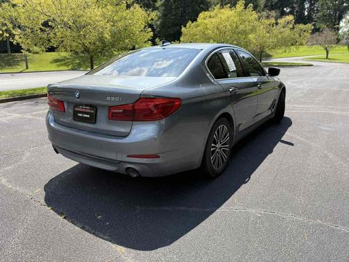2020 BMW 530 xDrive