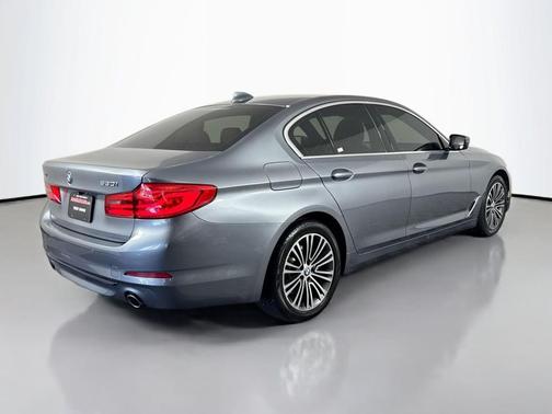 2020 BMW 530 xDrive