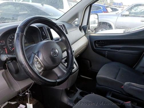 Photo 2 of 4 of 2016 Nissan NV200 S