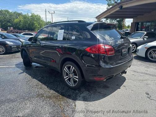 2012 Porsche Cayenne Base