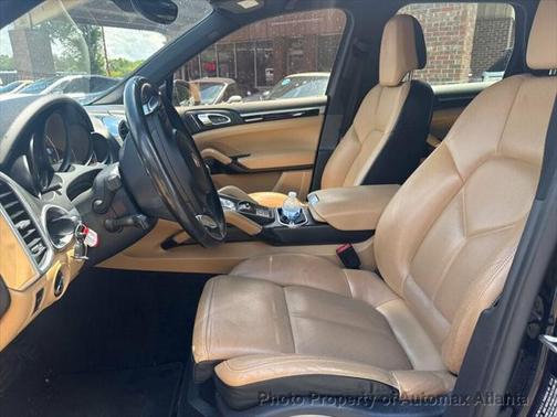 2012 Porsche Cayenne Base