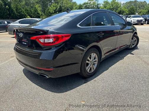 2017 Hyundai SONATA SE