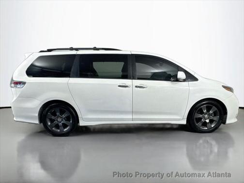 2015 Toyota Sienna SE