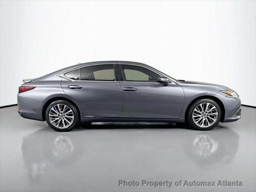 2019 Lexus ES 300h Base