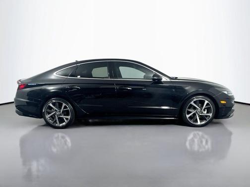 2022 Hyundai SONATA SEL Plus