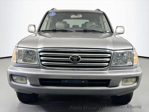 2004 Toyota Land Cruiser Base