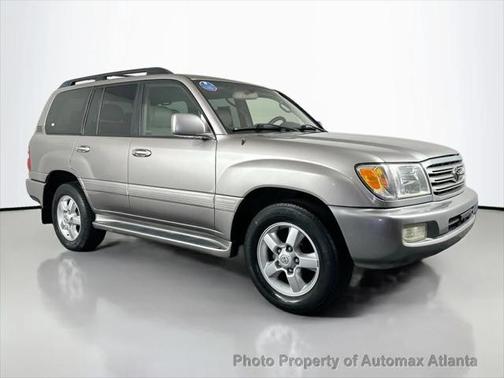 2004 Toyota Land Cruiser Base