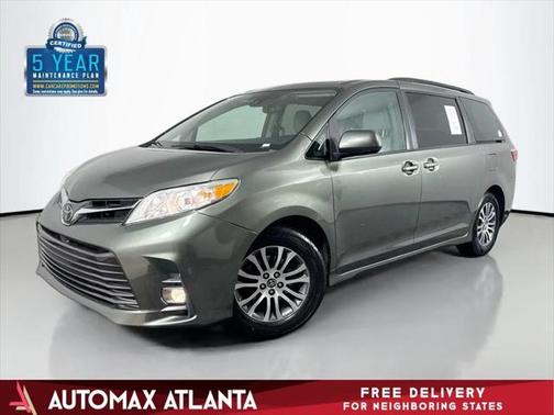 2019 Toyota Sienna XLE