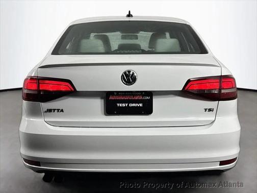 2016 Volkswagen Jetta 1.8T Sport