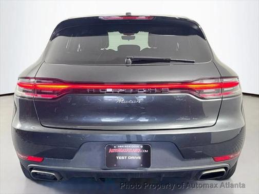 2021 Porsche Macan Base