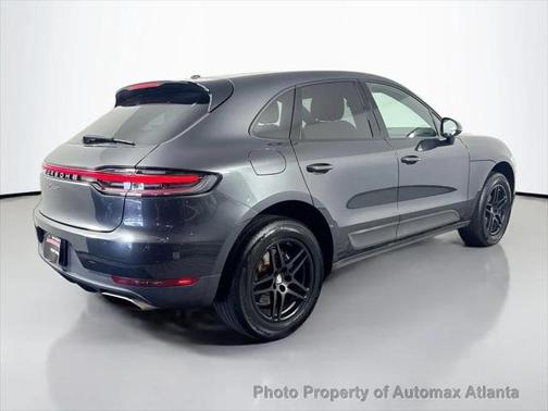 2021 Porsche Macan Base