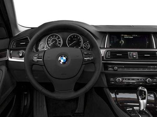 2016 BMW 528 528i
