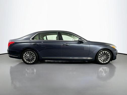 2017 Genesis G90 5.0 Ultimate