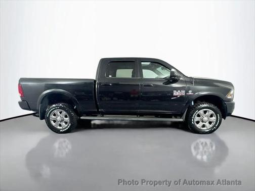 2018 RAM 2500 Laramie Crew Cab 4x4 6'4' Box