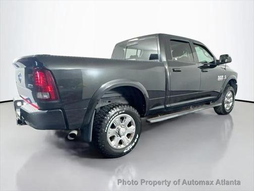 2018 RAM 2500 Laramie Crew Cab 4x4 6'4' Box