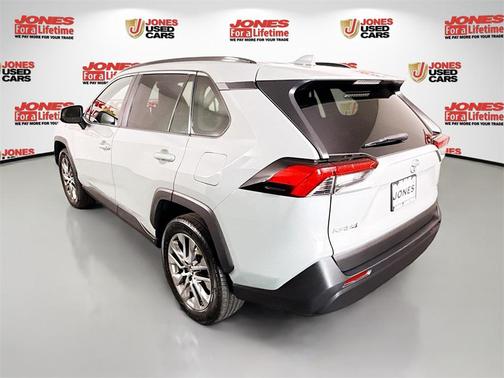 2020 Toyota RAV4 XLE Premium