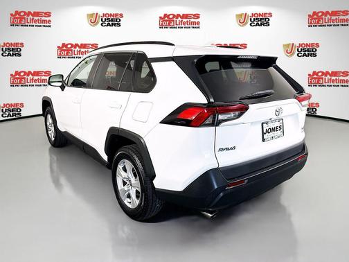 Super White 2020 Toyota RAV4 XLE