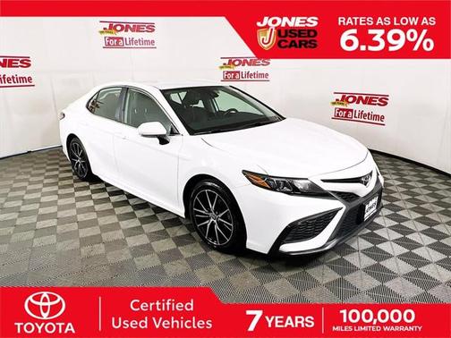 2023 Toyota Camry SE