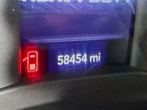 2022 RAM 2500 Tradesman Crew Cab 4x4 6'4' Box