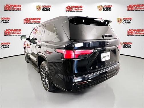 2024 Toyota Sequoia Platinum