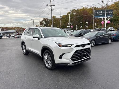 2026 Toyota Grand Highlander Platinum