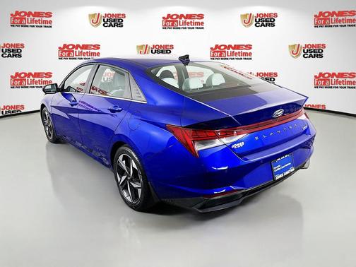 2023 Hyundai ELANTRA HEV Limited