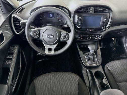 Snow White Pearl 2021 Kia Soul LX