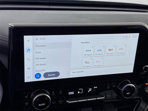 2024 Toyota Highlander Hybrid Limited