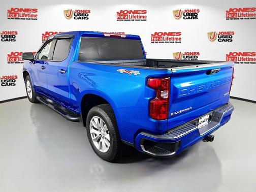Glacier Blue Metallic 2024 Chevrolet Silverado 1500 Custom
