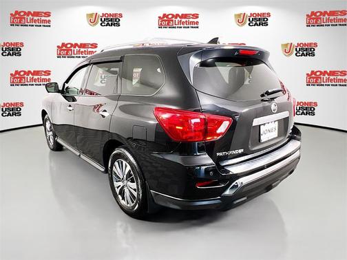 2020 Nissan Pathfinder SL 4WD