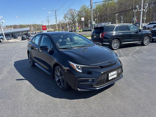 Black 2026 Toyota Corolla SE