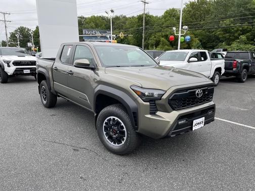 2025 Toyota Tacoma TRD Off Road
