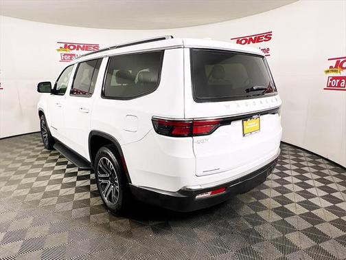 2022 Jeep Wagoneer Series III 4x4