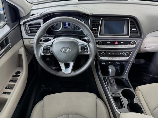 2019 Hyundai SONATA SE