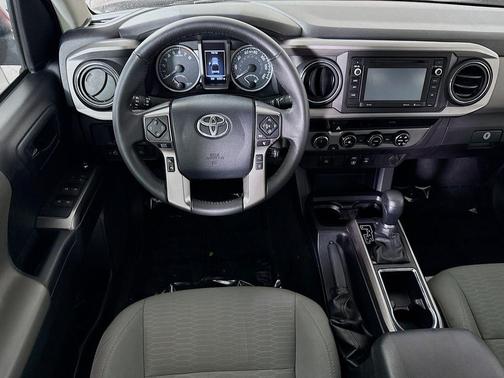 Barcelona Red Metallic 2018 Toyota Tacoma SR5