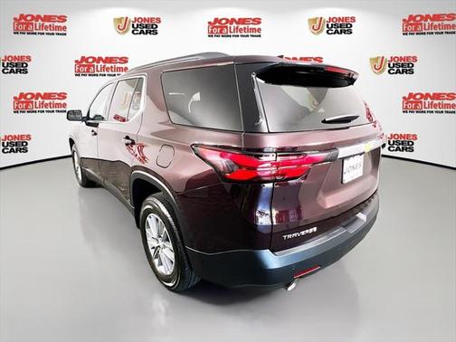 2022 Chevrolet Traverse LT Cloth