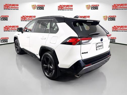 2020 Toyota RAV4 Hybrid SE
