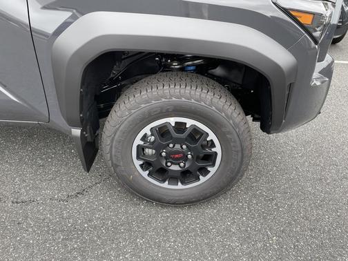 2025 Toyota Tacoma TRD Off Road