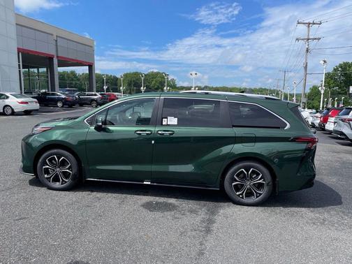 Cypress 2026 Toyota Sienna Platinum
