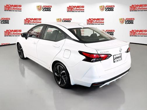 2023 Nissan Versa 1.6 S
