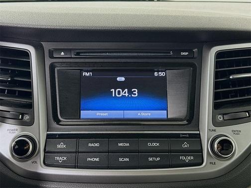 2017 Hyundai TUCSON SE