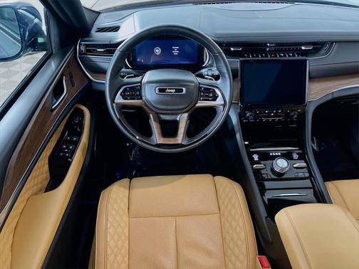 2024 Jeep Grand Cherokee L Summit