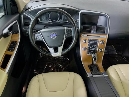 2017 Volvo XC60 T6 Inscription
