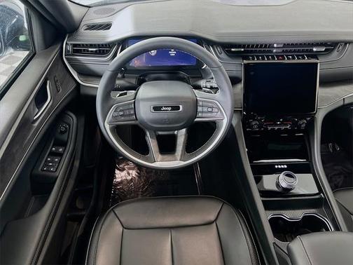 2024 Jeep Grand Cherokee Limited X
