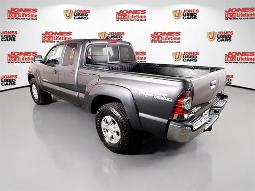 2015 Toyota Tacoma Base