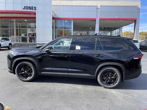 2026 Toyota Grand Highlander Hybrid Nightshade Edition