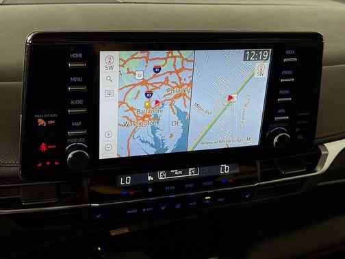 Ice 2024 Toyota Sienna XSE 7 Passenger