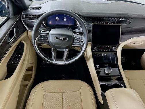 2023 Jeep Grand Cherokee Limited X