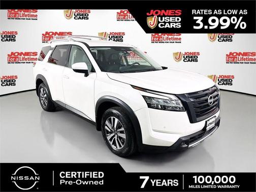 Pearl White Tricoat 2023 Nissan Pathfinder SL 4WD