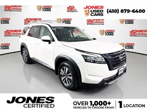 Pearl White Tricoat 2023 Nissan Pathfinder SL 4WD